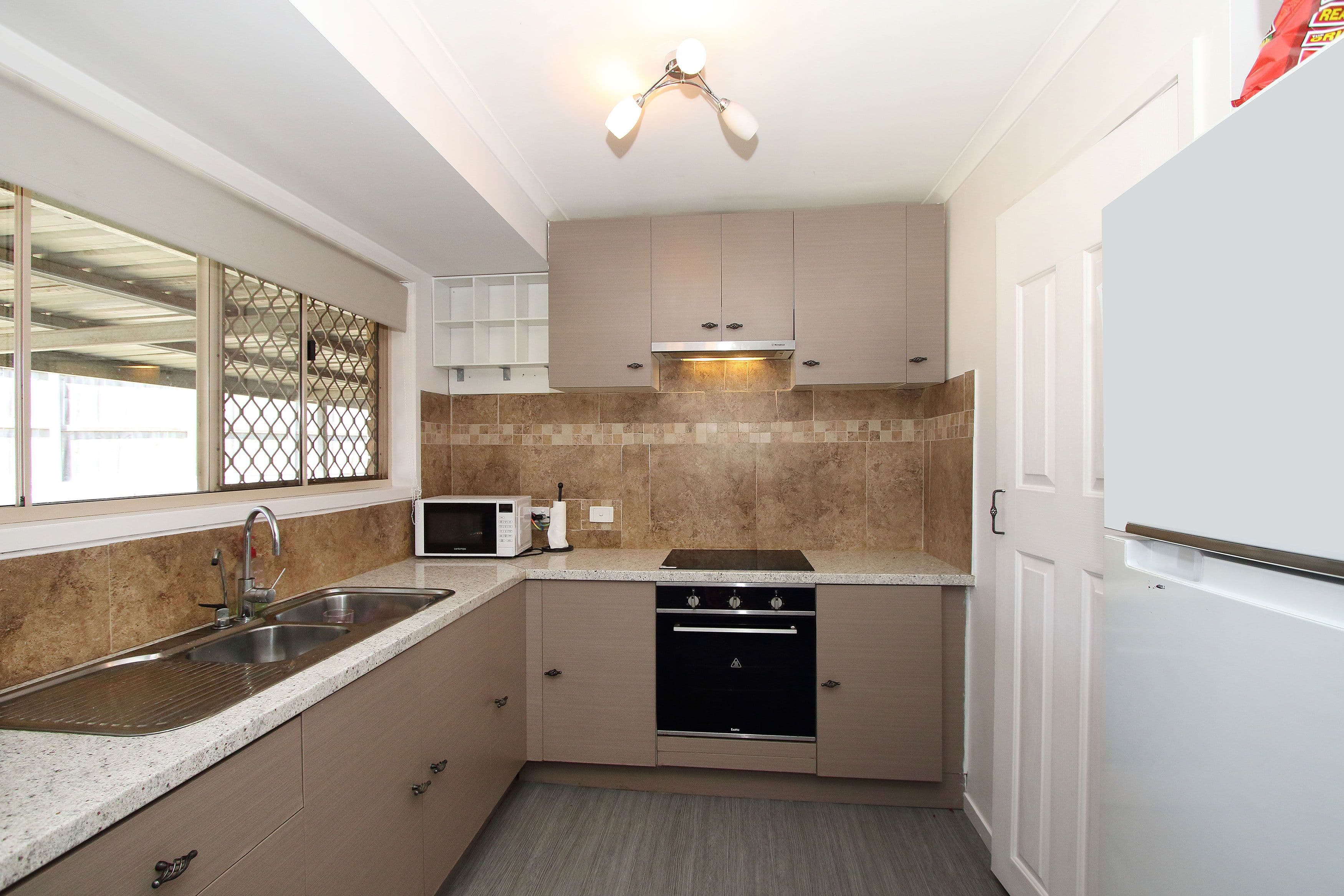 1 Battersby Street, One Mile QLD 4305, One Mile - Thumbnail 7