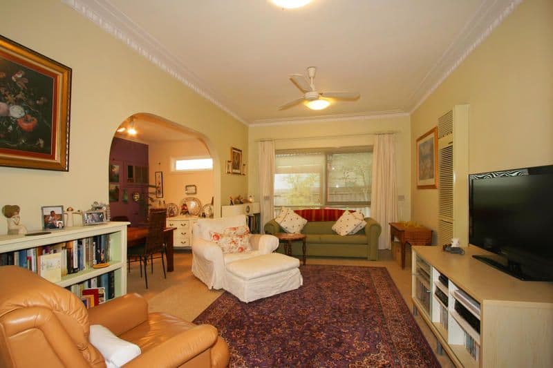 36 Golfview Road, HEATHERTON VIC 3202, Heatherton - Thumbnail 2
