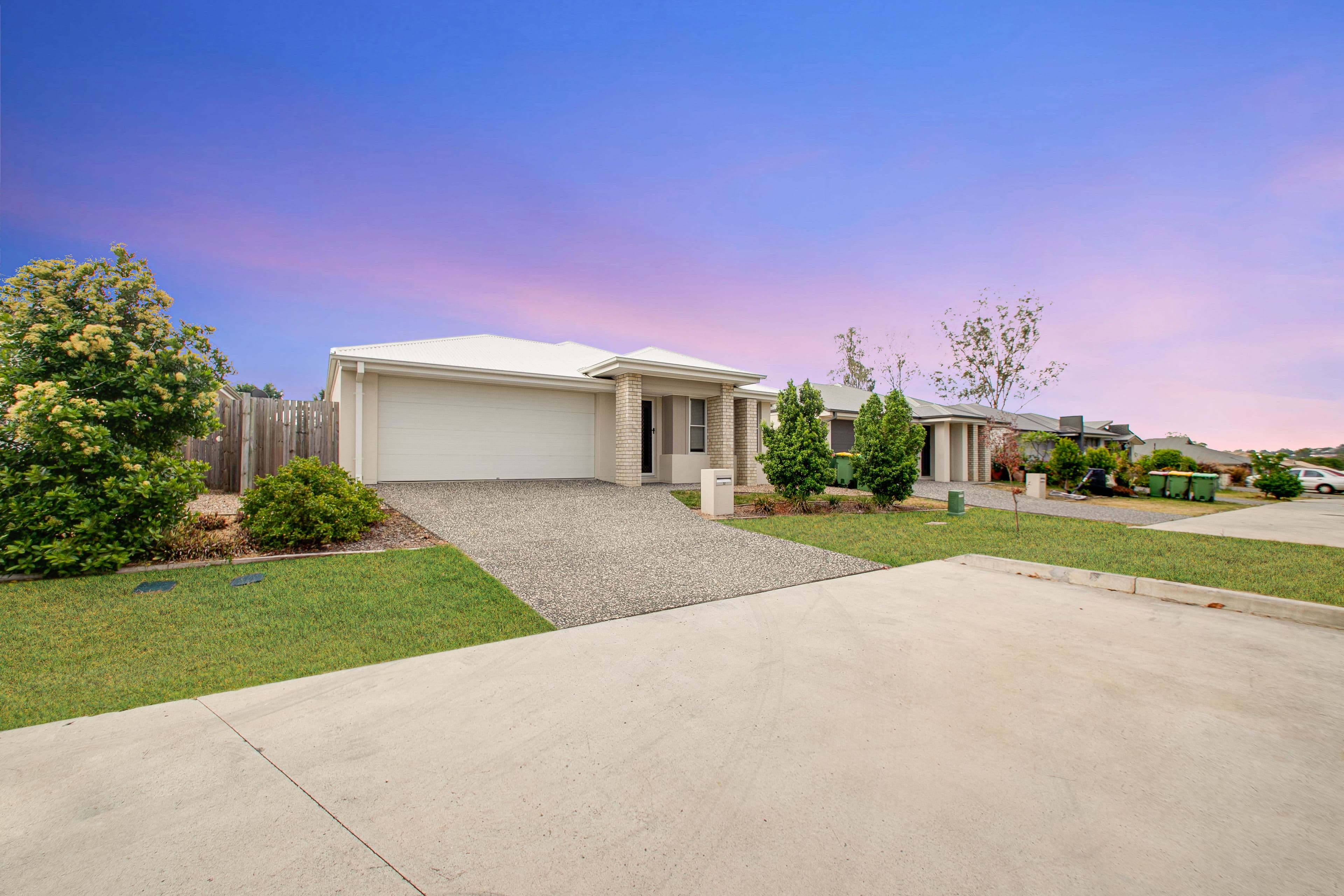32 Eagleton Crescent, Leichhardt QLD 4305, Leichhardt - Thumbnail 2