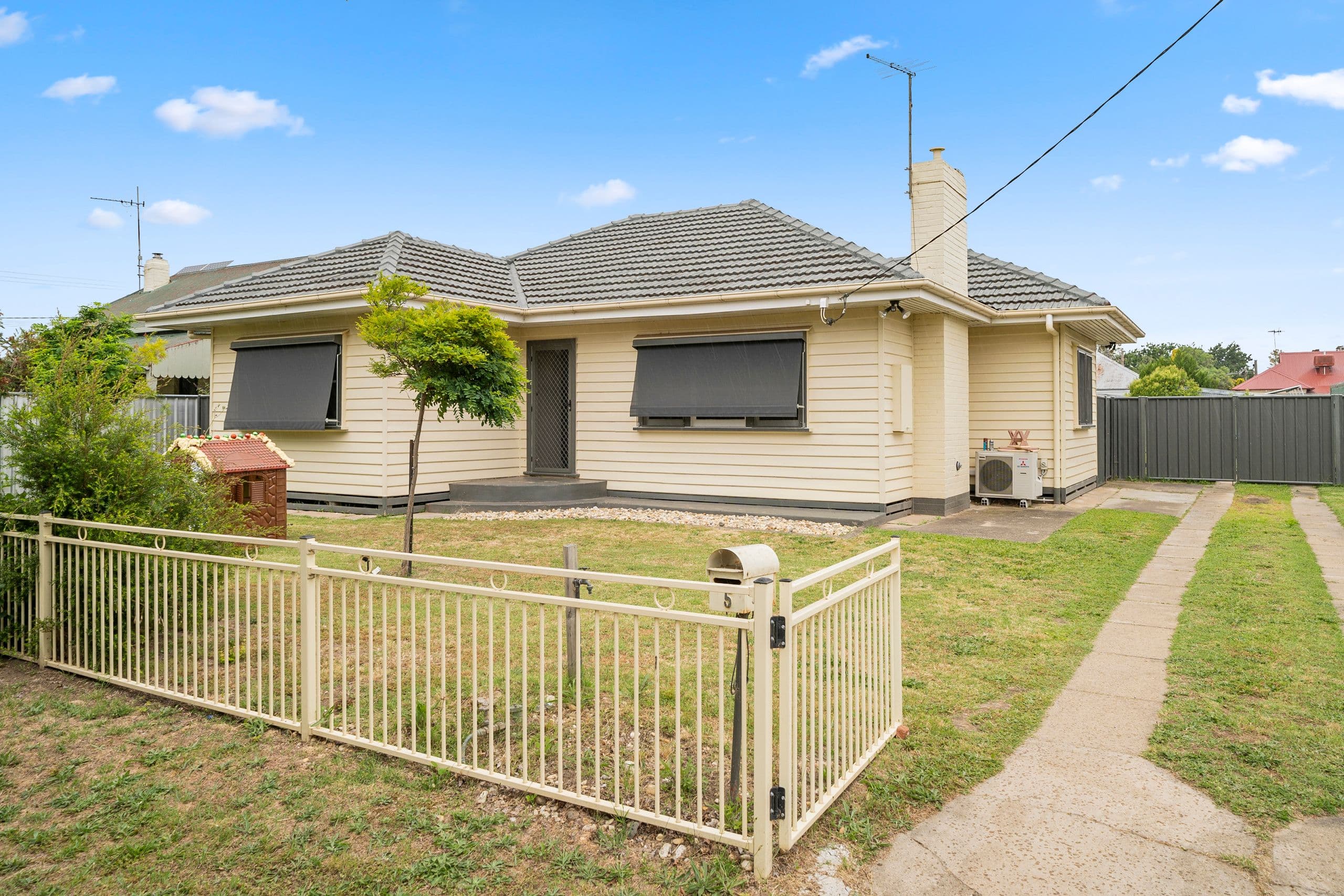 5 Smythe Street, Benalla VIC 3672, Benalla - Image 1