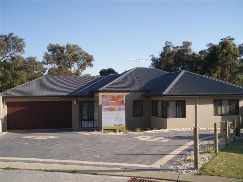 10  Birchgrove Court, BIBRA LAKE WA 6163, Bibra Lake - Thumbnail 2