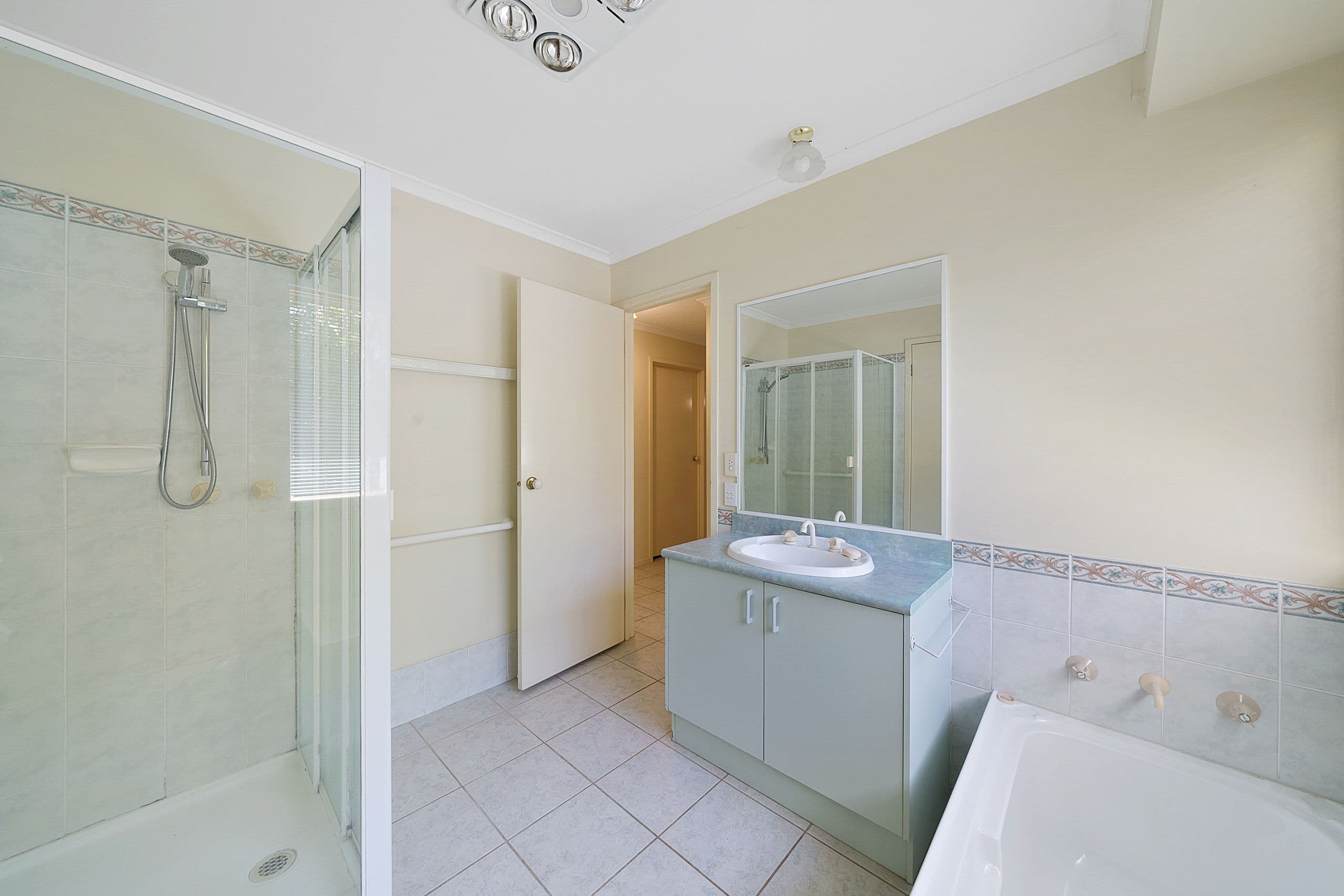 13 Mitchell Street, Benalla VIC 3672, Benalla - Thumbnail 5