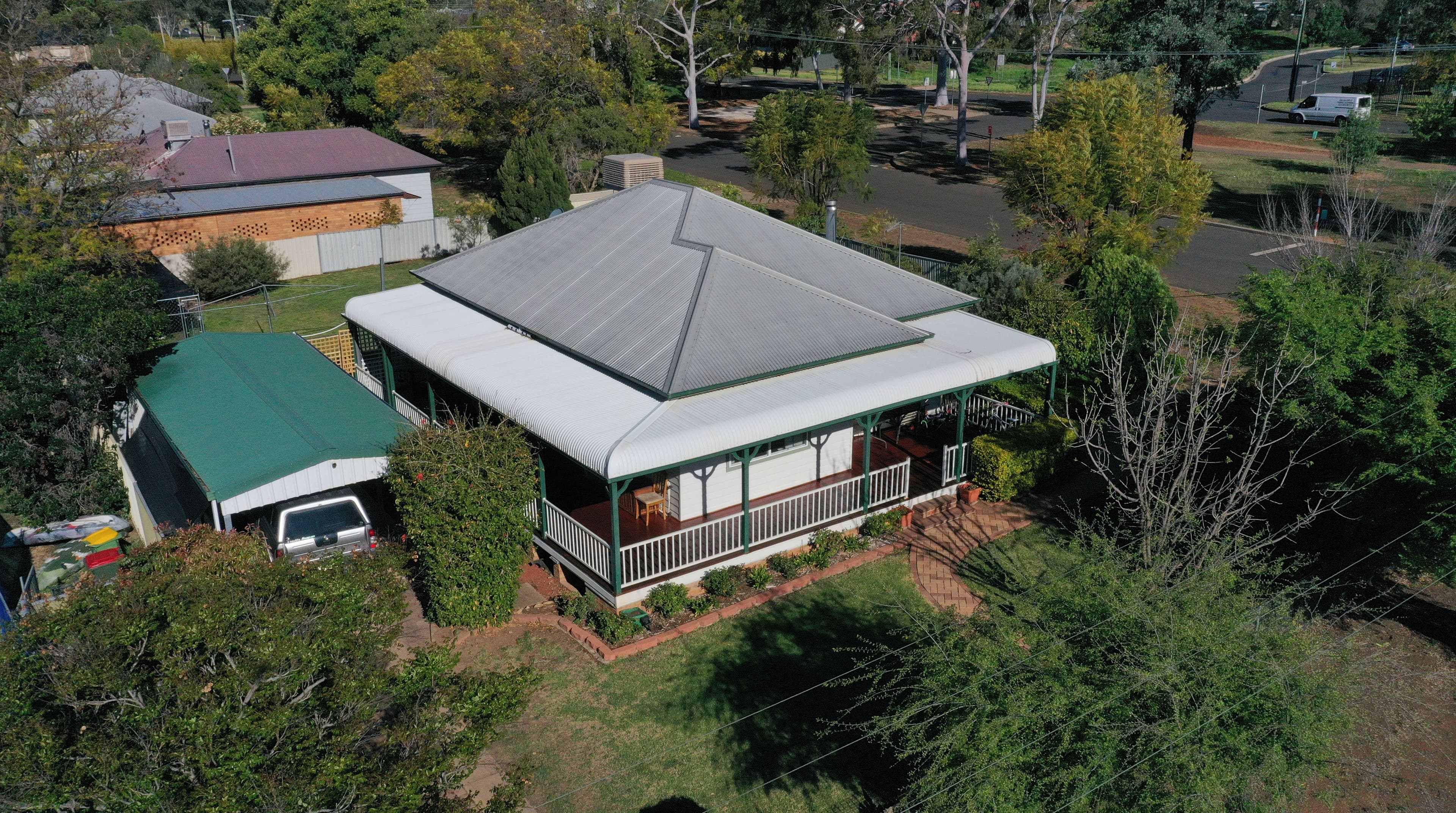 8 Lawson Avenue, Gunnedah NSW 2380, Gunnedah - Thumbnail 2
