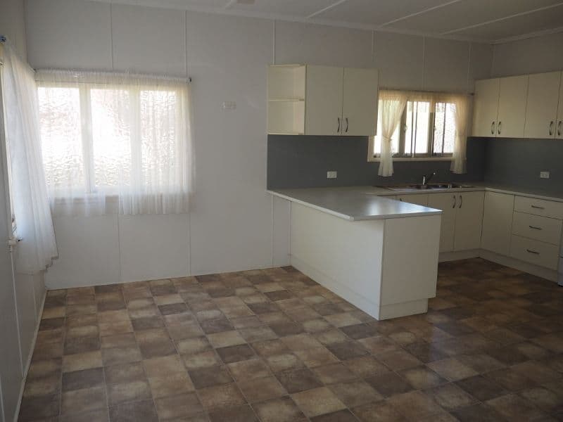 8 Buckler Street, Maryborough QLD 4650, Maryborough - Thumbnail 5