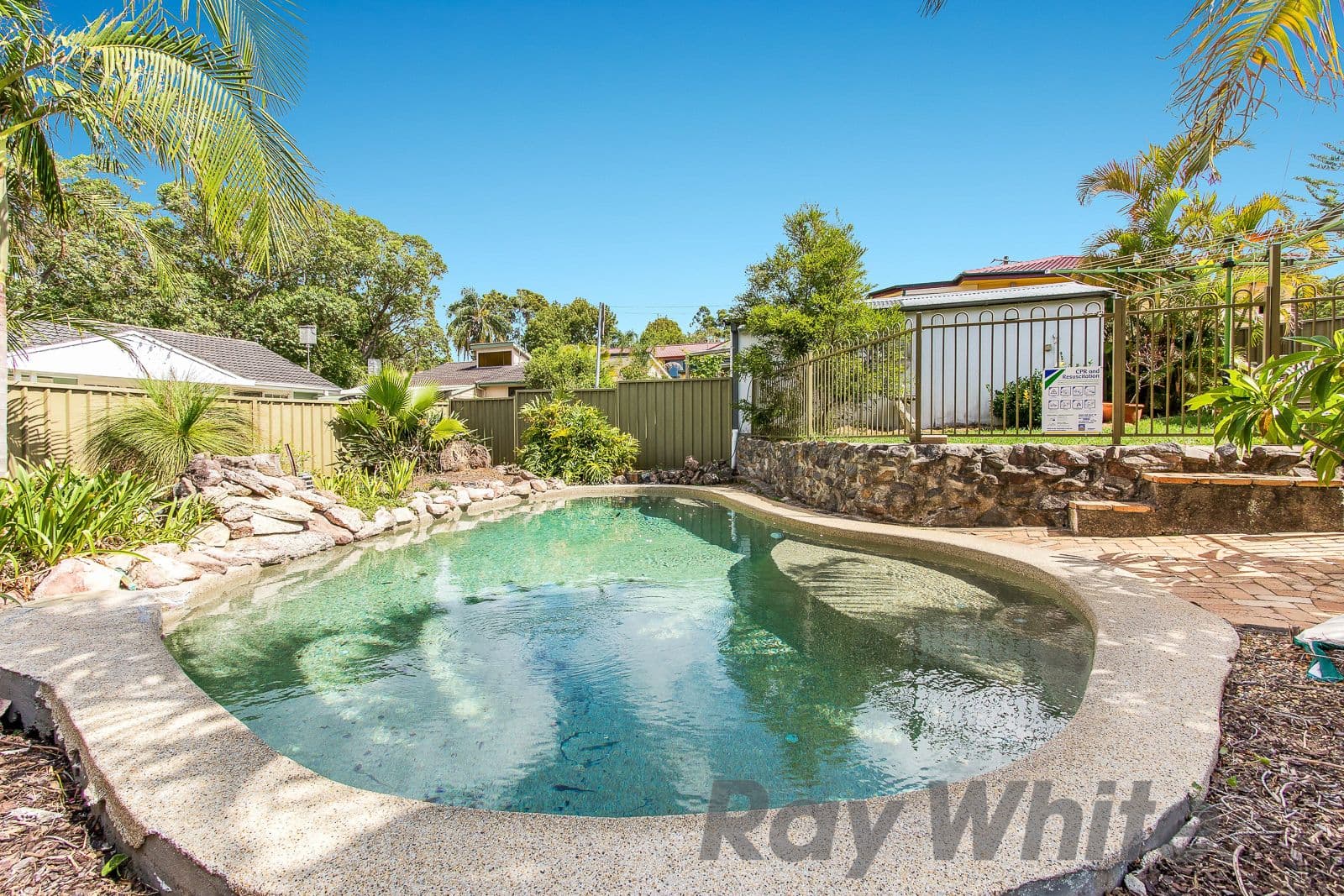 10 Whitburn Close, Charlestown - Thumbnail 4