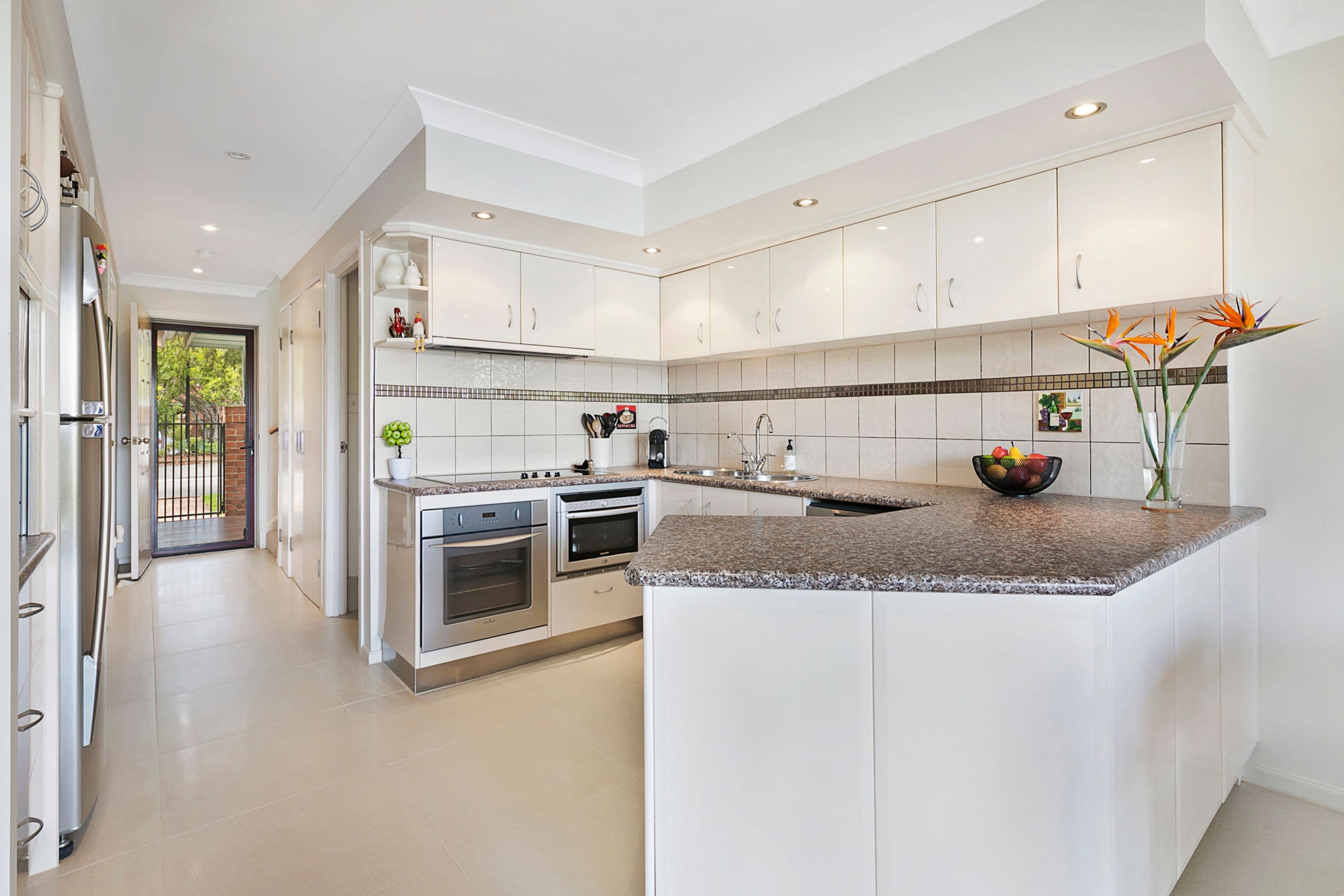 7-9 Santa Cruz Boulevard, Clear Island Waters QLD 4226, Clear Island Waters - Thumbnail 5