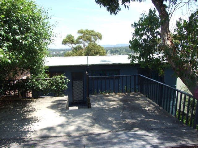 16 Braidwood Avenue, BURRILL LAKE NSW 2539, Burrill Lake - Thumbnail 2