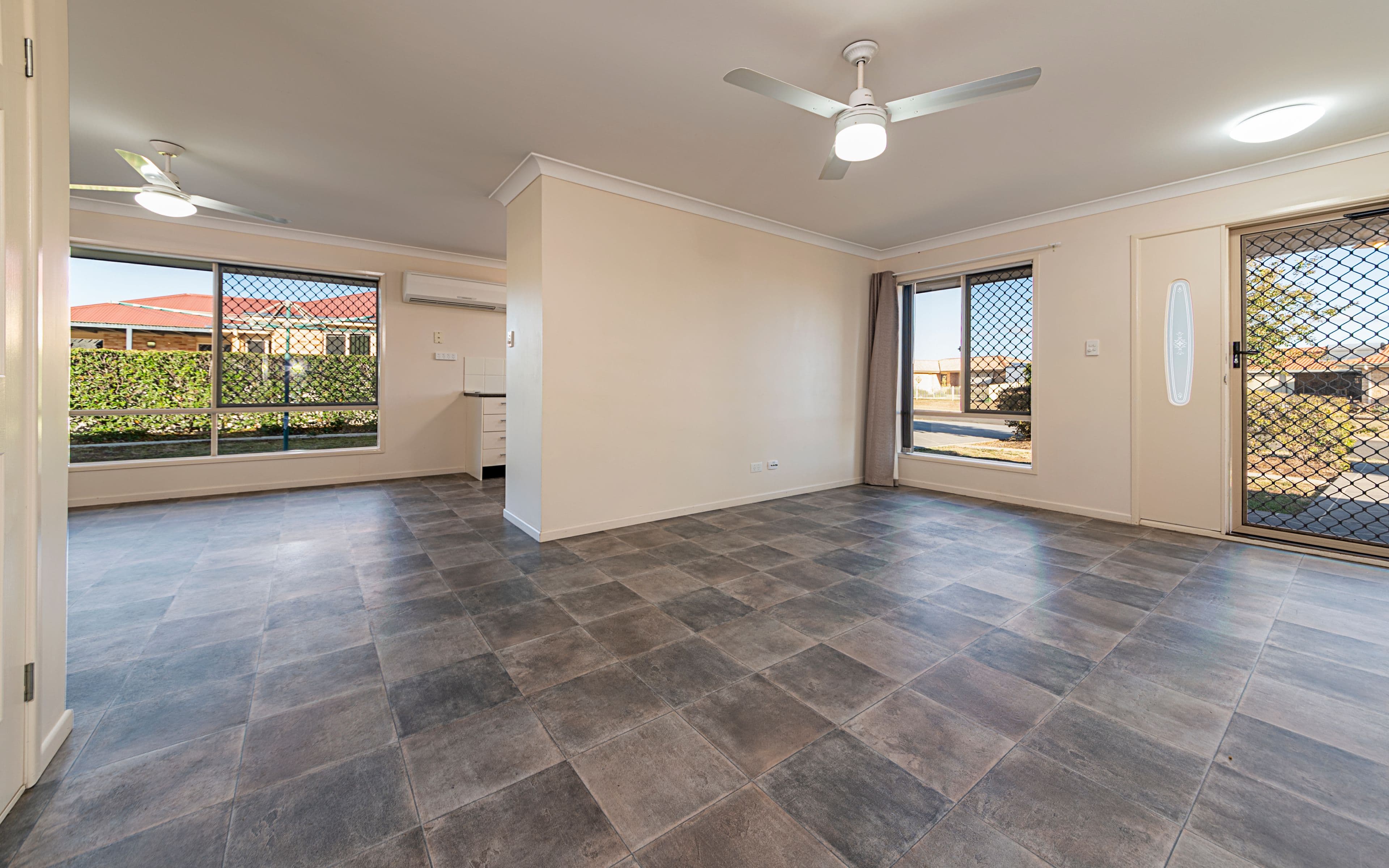 2 Willow Street, Warwick QLD 4370, Warwick - Thumbnail 2