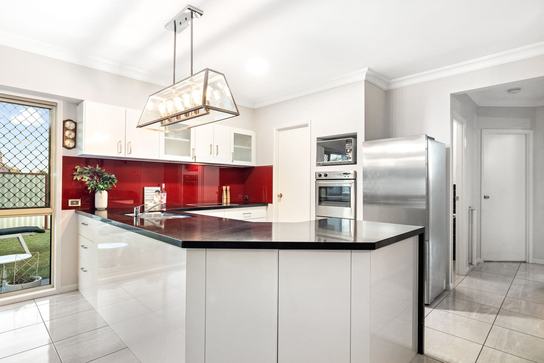 39 Dampier Crescent, Drewvale QLD 4116, Drewvale - Thumbnail 2