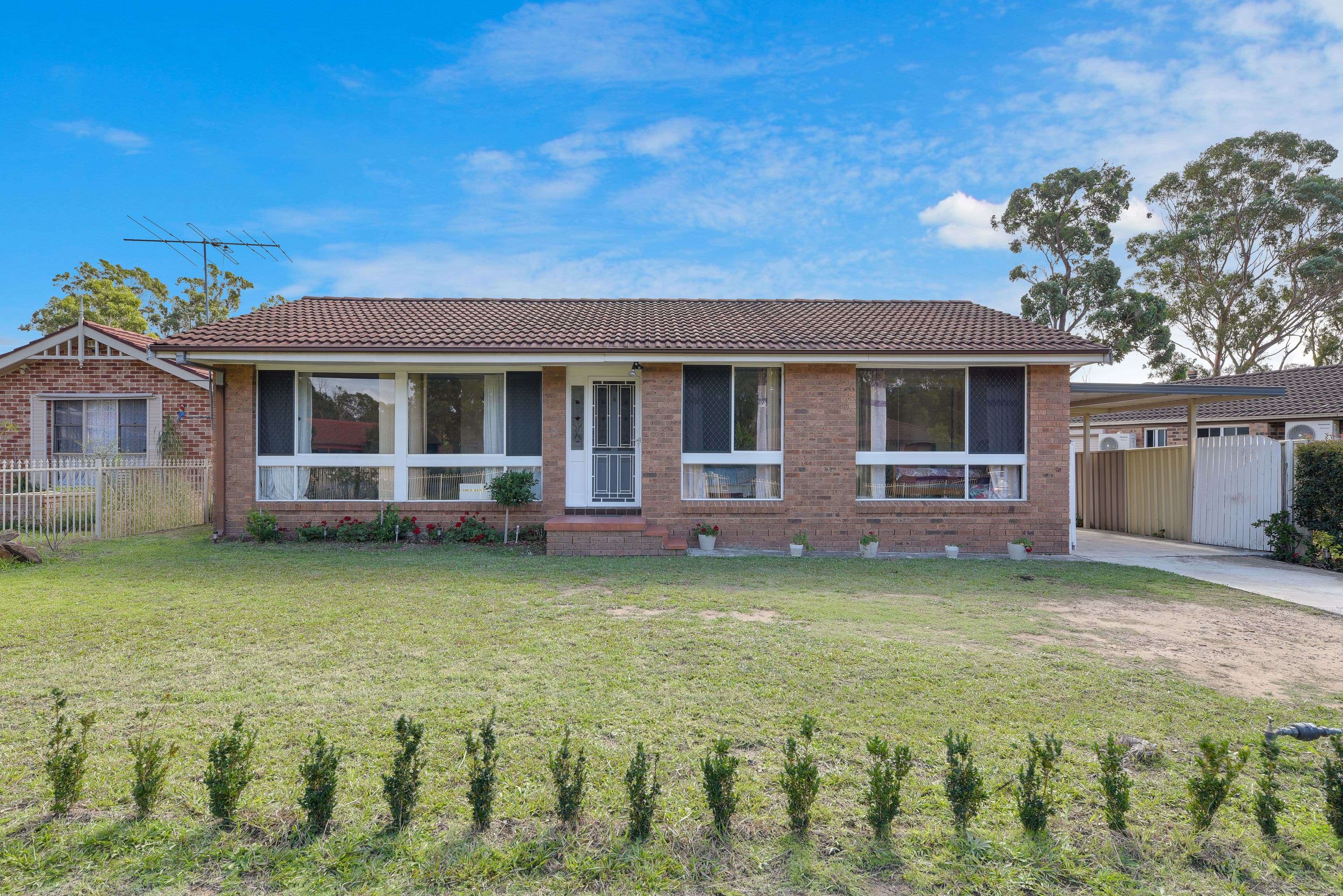 Macquarie Fields NSW 2564, Macquarie Fields - Thumbnail 2