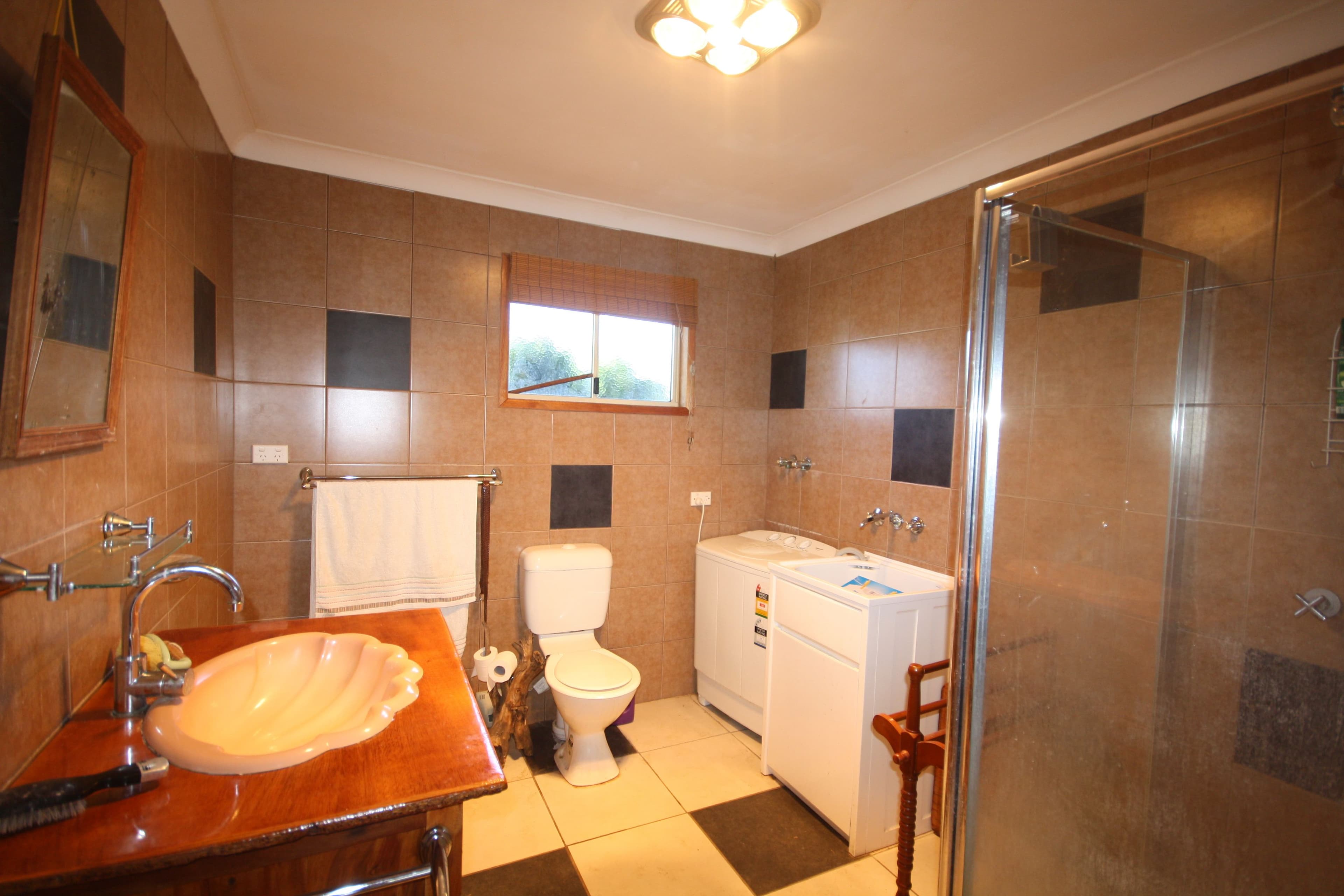 28A Golden Spur Street, EIDSVOLD QLD 4627, Eidsvold - Thumbnail 3