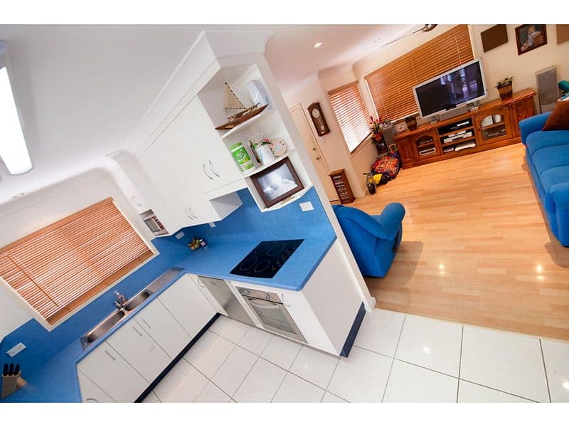 2/6 Webb Street, Labrador, QLD, 4215, Labrador - Thumbnail 2