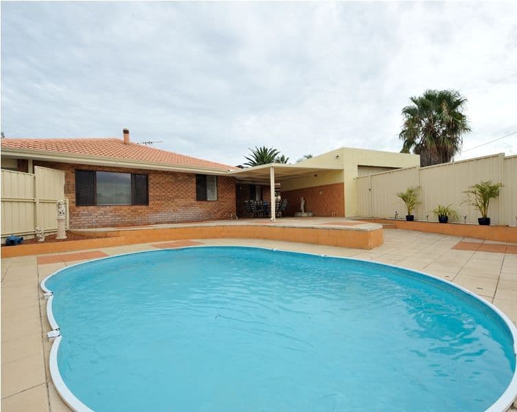 1 Clennett Close, COOLOONGUP WA 6168, Cooloongup - Image 1