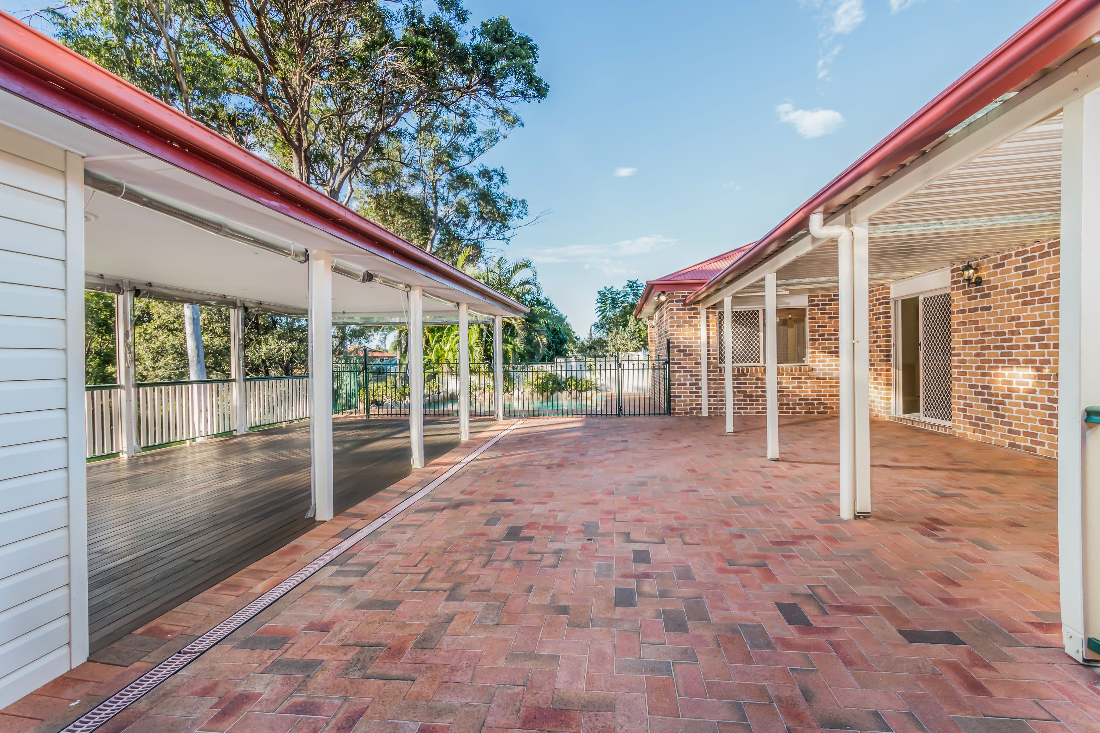 12 Blue Grass Crescent, Eight Mile Plains QLD 4113, Eight Mile Plains - Thumbnail 4