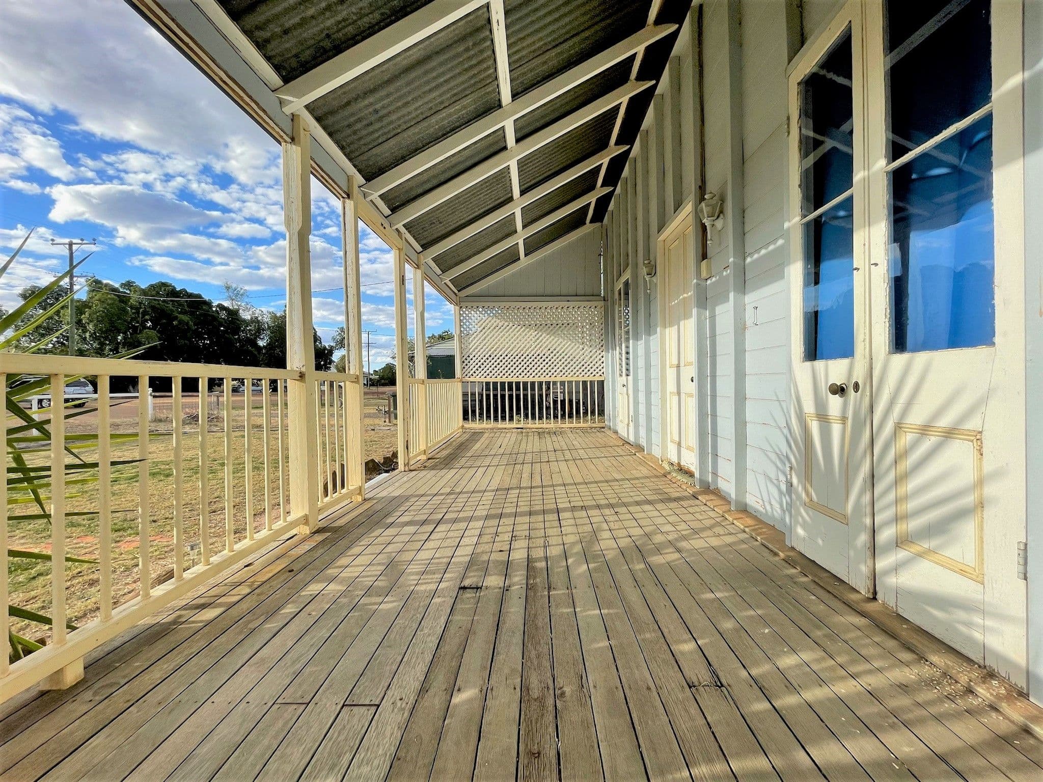 100 Cassowary Street, Longreach QLD 4730, Longreach - Thumbnail 2