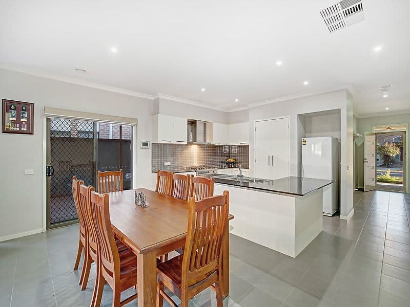 42 Harriers Street, Mernda VIC 3754, Mernda - Thumbnail 5