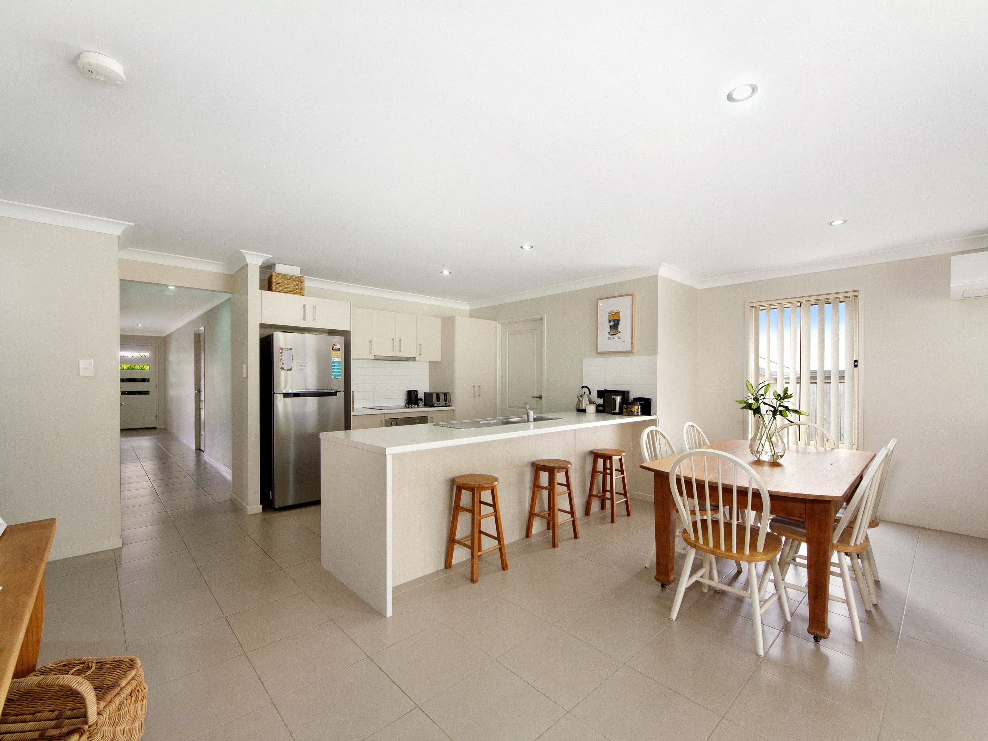 6 Brady Court, Ormeau QLD 4208, Ormeau - Thumbnail 2