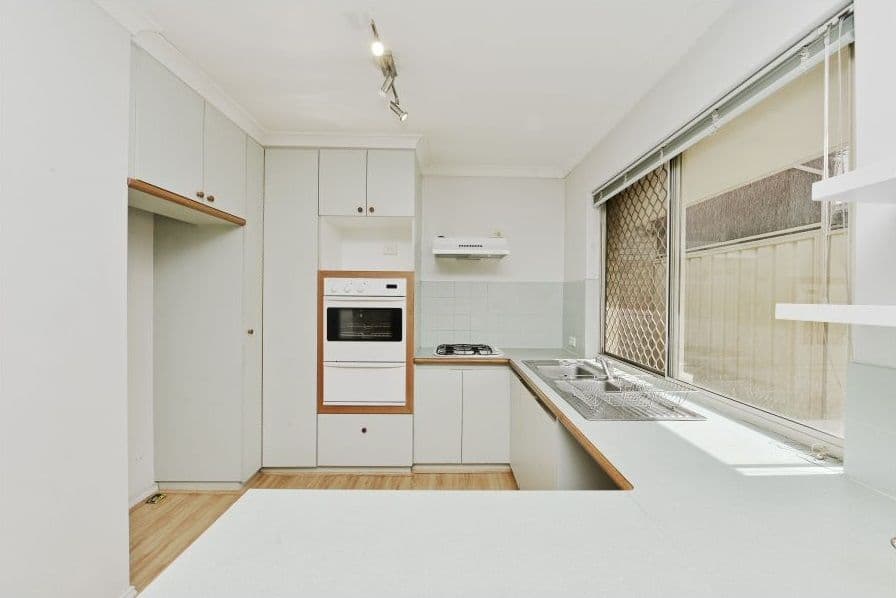 5 Mount Henry Road, Como WA 6152, Como - Thumbnail 4