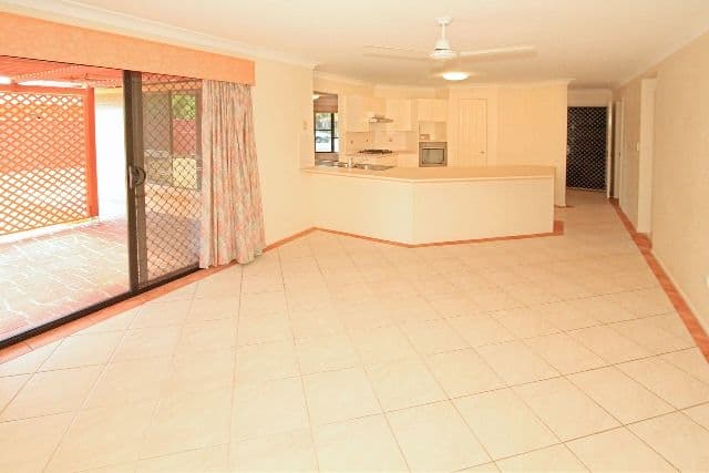 18 Antarctic Street, YEPPOON QLD 4703, Yeppoon - Thumbnail 3