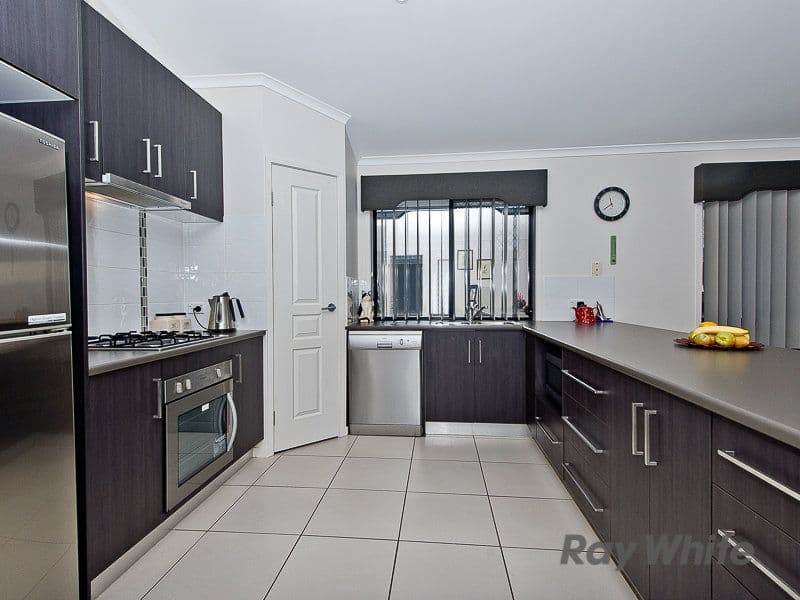 34 Ballyalla Crescent, Warner QLD 4500, Warner - Thumbnail 2