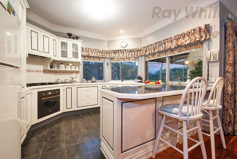 2 MCKERRAL Place, Croydon North VIC 3136, Croydon North - Thumbnail 2