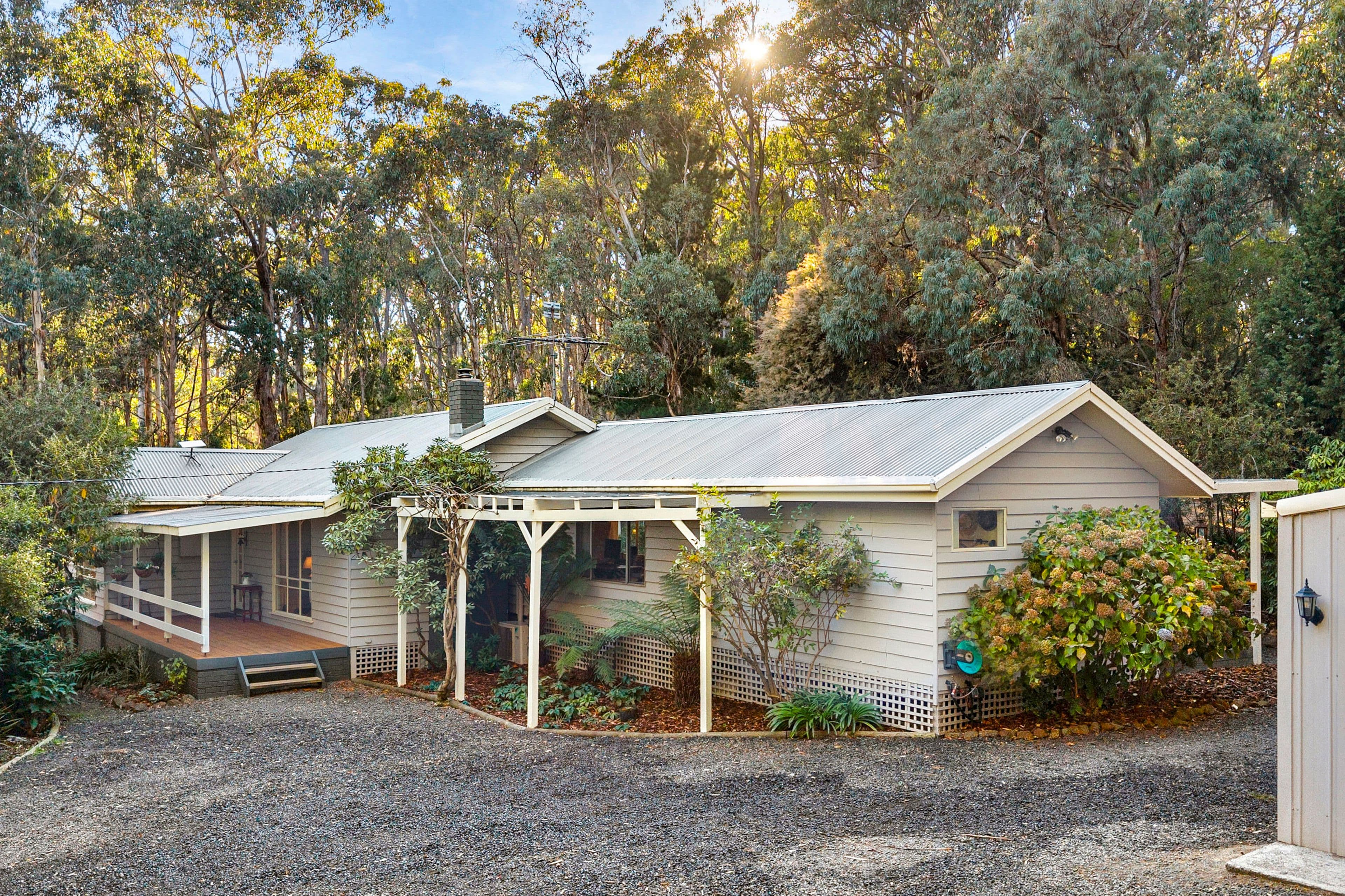 8 Halpern Road, Woodend VIC 3442, Woodend - Image 1