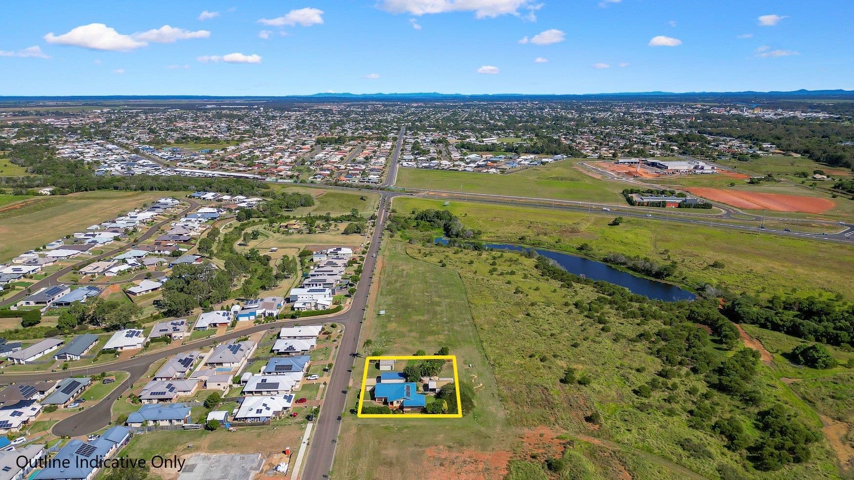 49 Sienna Boulevard, Ashfield QLD 4670, Ashfield - Thumbnail 2