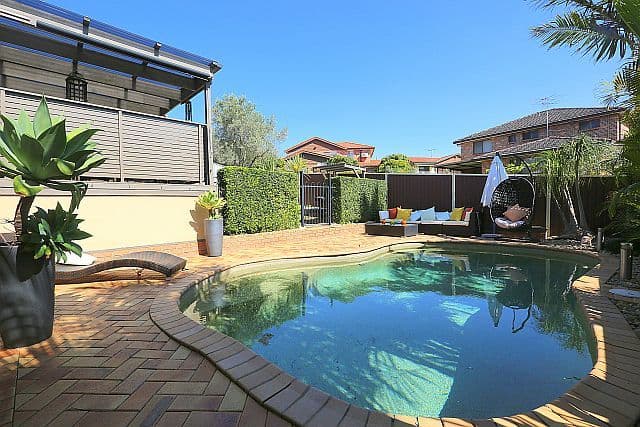 21 Kurrajong Avenue, GEORGES HALL NSW 2198, Georges Hall - Thumbnail 8