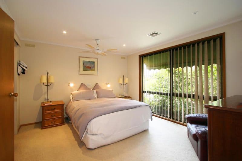 1 Lauren Close, DINGLEY VILLAGE VIC 3172, Dingley Village - Thumbnail 5