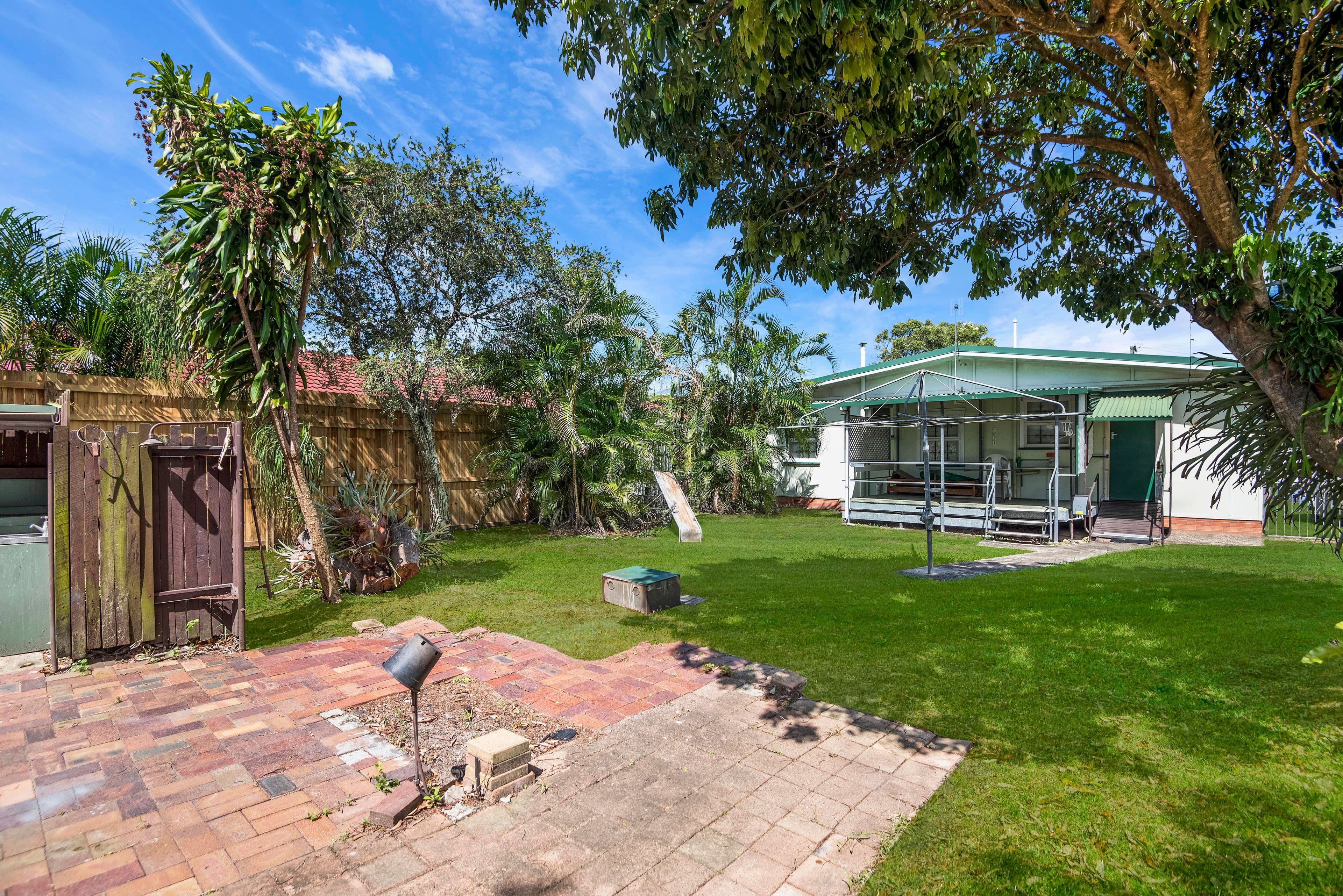 33 Fifth Avenue, Palm Beach QLD 4221, Palm Beach - Thumbnail 3