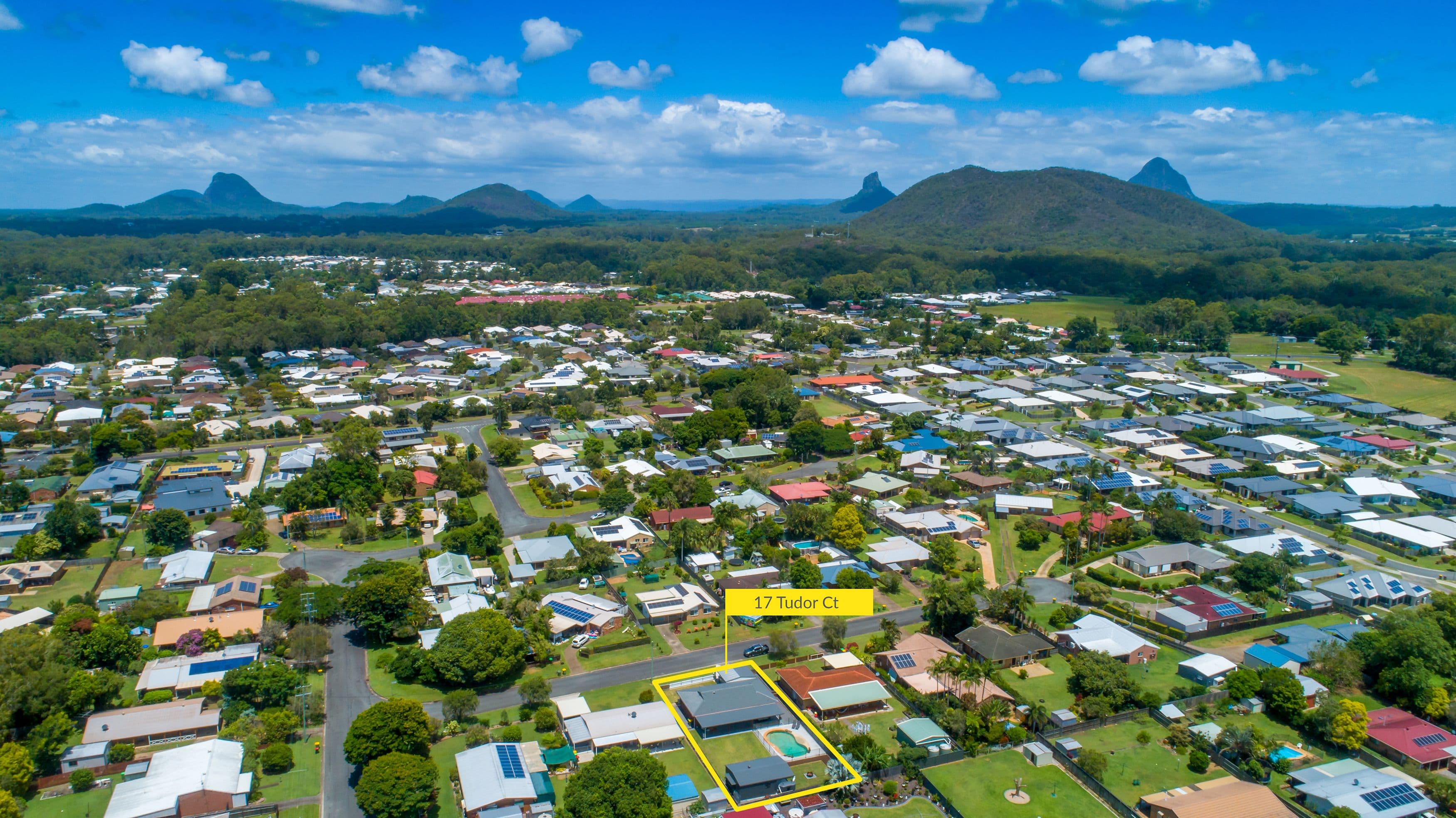 17 Tudor Court, Beerwah QLD 4519, Beerwah - Thumbnail 2