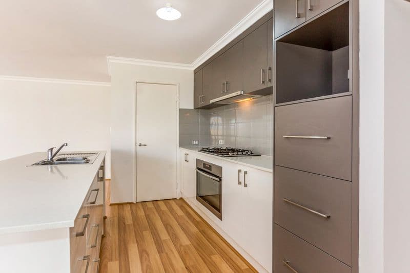 5 Whipbird Street, Baldivis WA 6171, Baldivis - Thumbnail 3