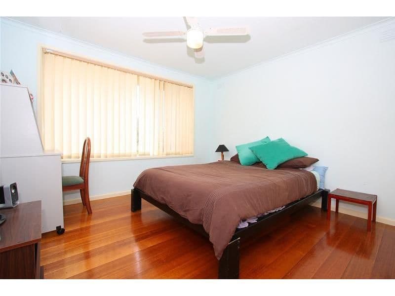 22 Boston Road, BUNDOORA VIC 3083, Bundoora - Thumbnail 2