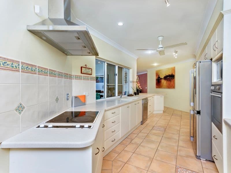 277-279 Toogood Road, BAYVIEW HEIGHTS QLD 4868, Bayview Heights - Thumbnail 5
