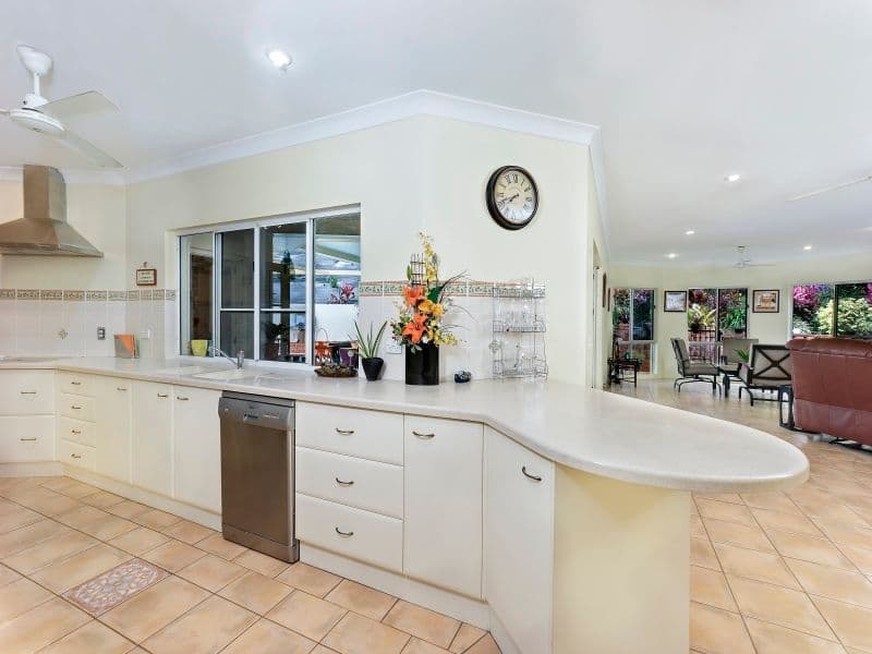 277-279 Toogood Road, BAYVIEW HEIGHTS QLD 4868, Bayview Heights - Thumbnail 6