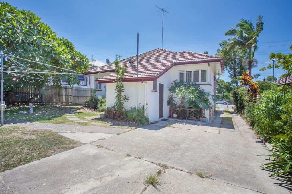 558 Stafford Road, STAFFORD QLD 4053, Stafford - Thumbnail 3
