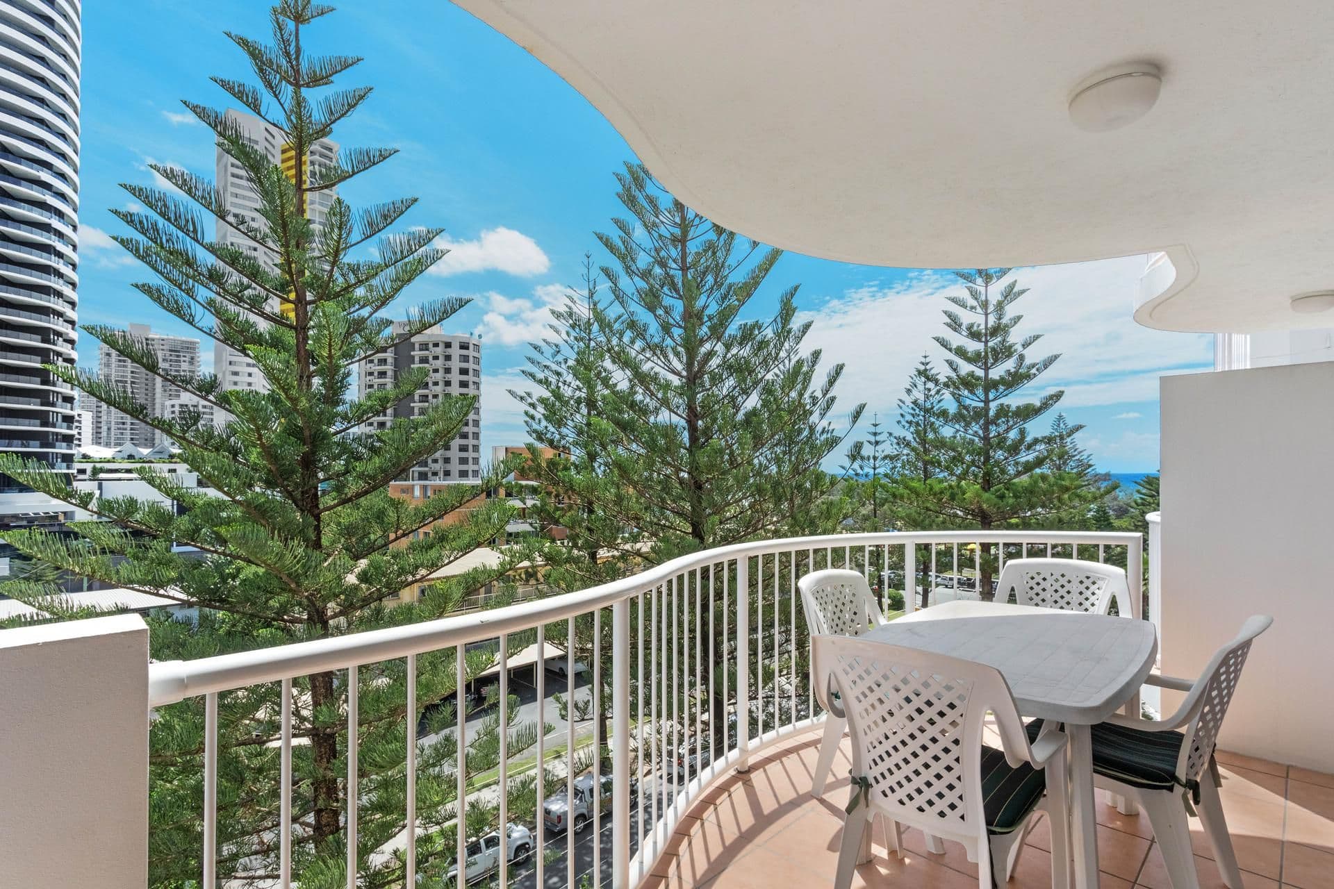 603 'Ritz On The Beach' 8 Philip Avenue, Broadbeach QLD 4218, Broadbeach - Thumbnail 2