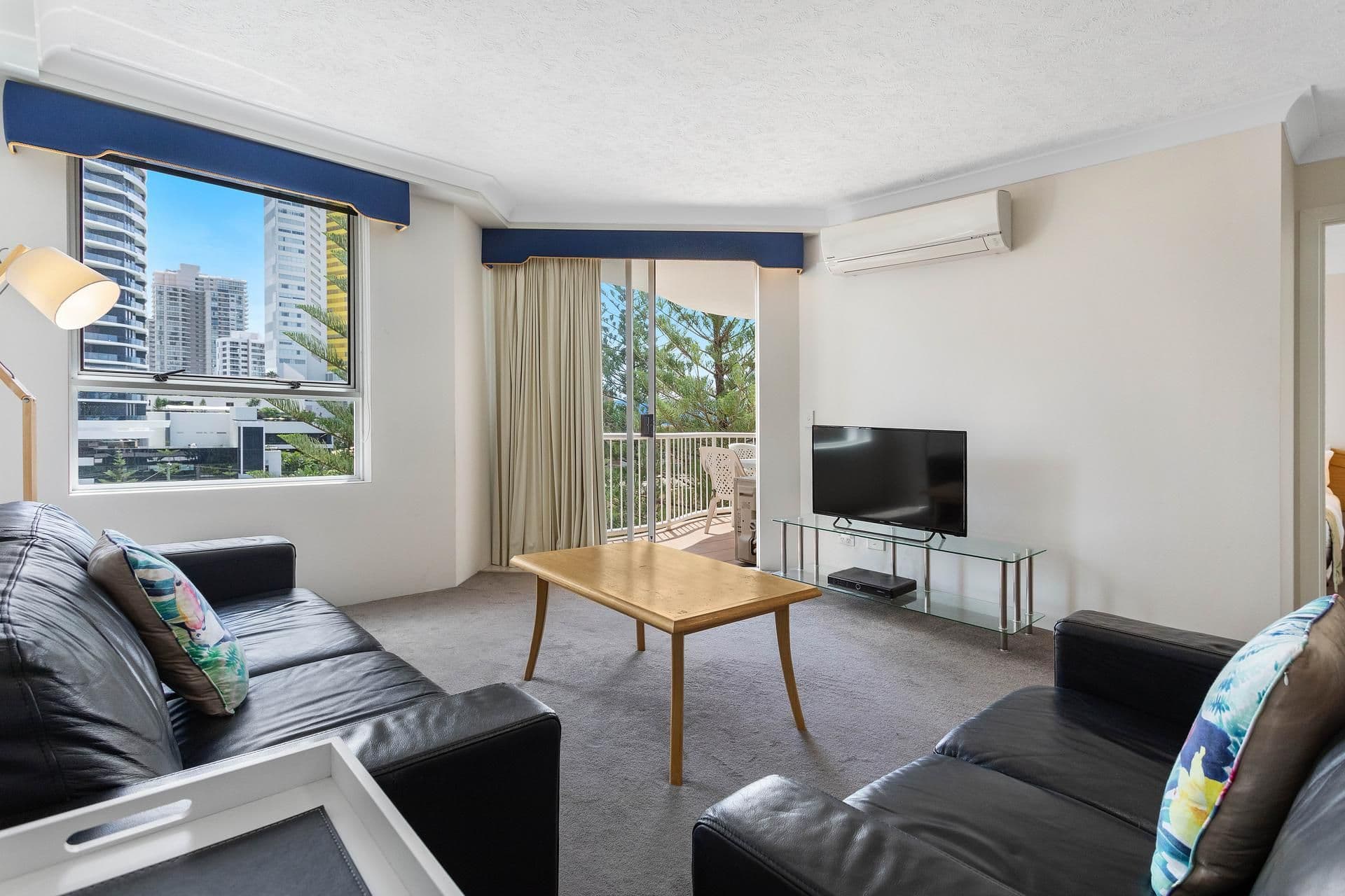 603 'Ritz On The Beach' 8 Philip Avenue, Broadbeach QLD 4218, Broadbeach - Thumbnail 3
