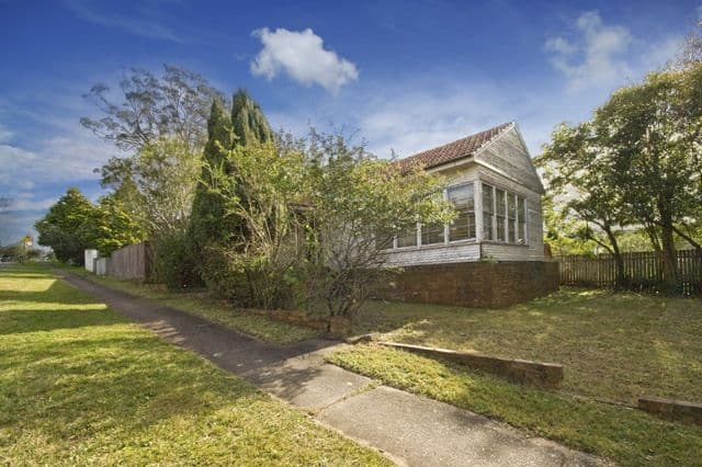 2 Prince Edward Road, SEAFORTH NSW 2092, Seaforth - Image 1