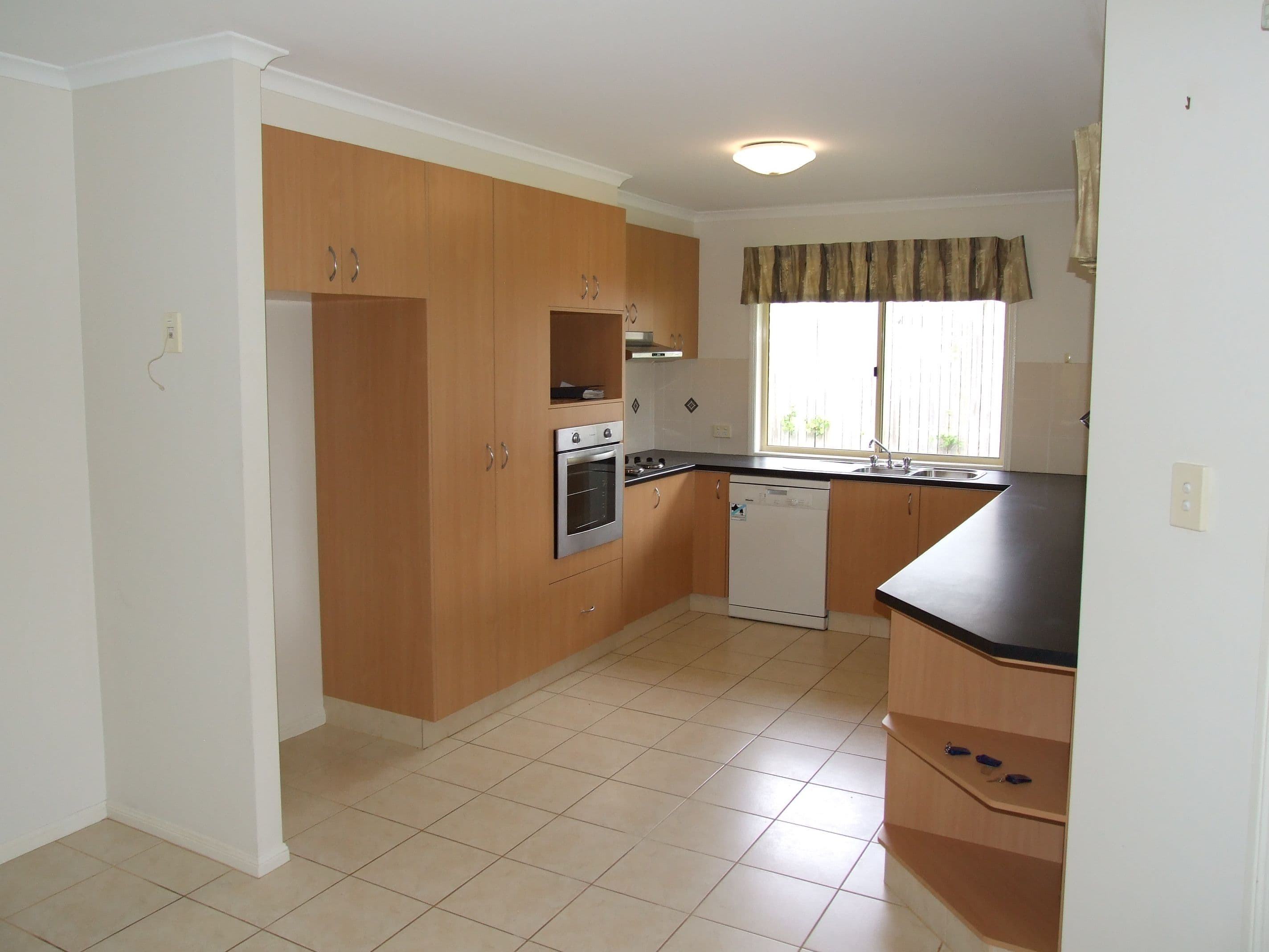 7 Matthew Court, Crows Nest QLD 4355, Crows Nest - Thumbnail 3