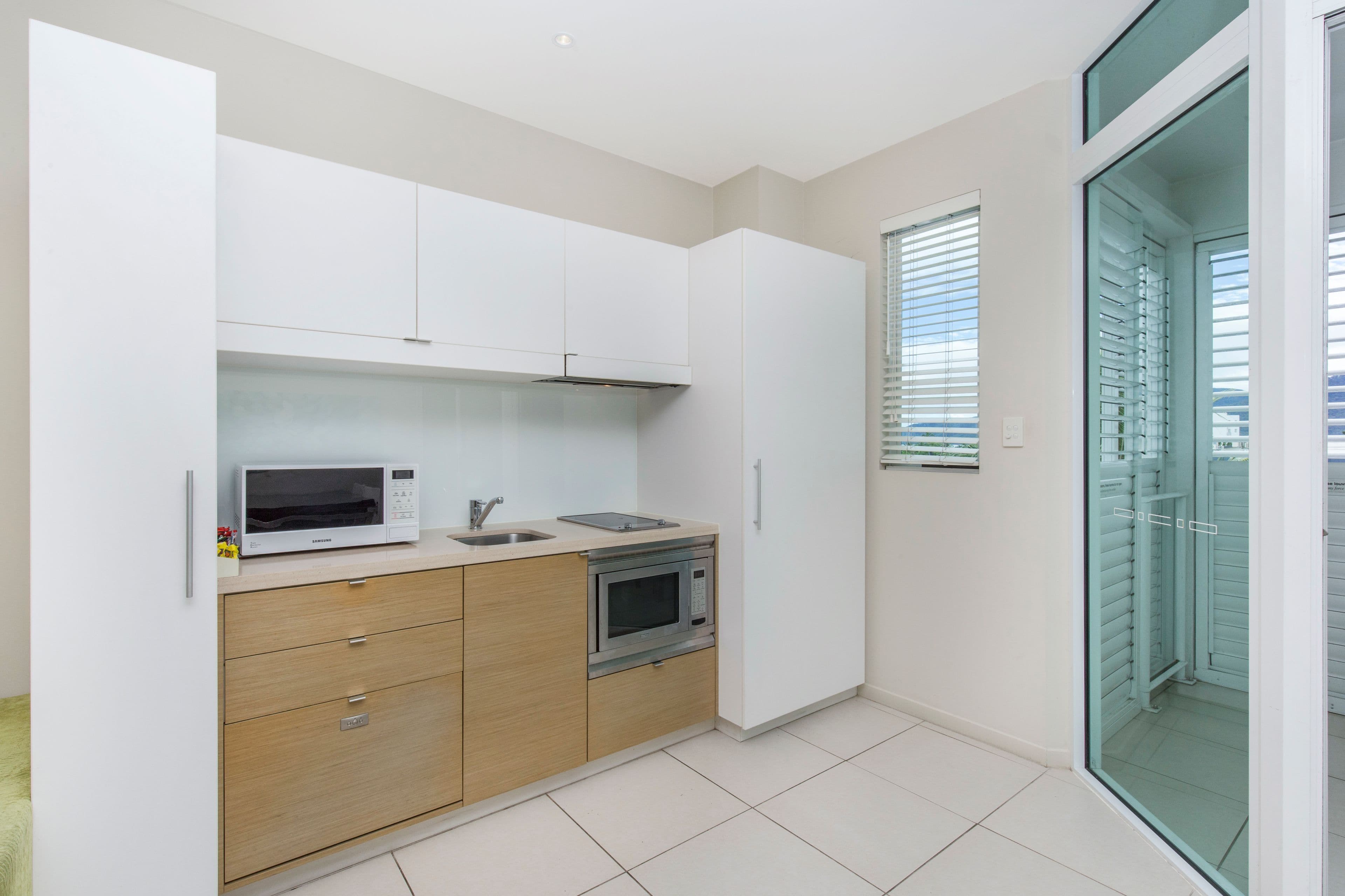201 Lake Street, Cairns North QLD 4870, Cairns North - Thumbnail 3