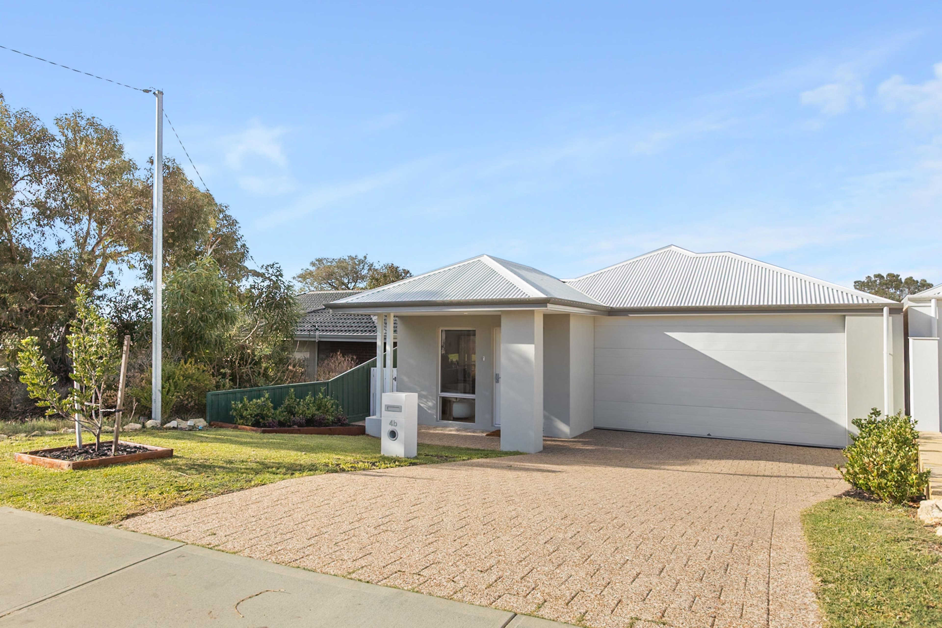 4B Iolanthe Drive, Duncraig WA 6023, Duncraig - Image 1