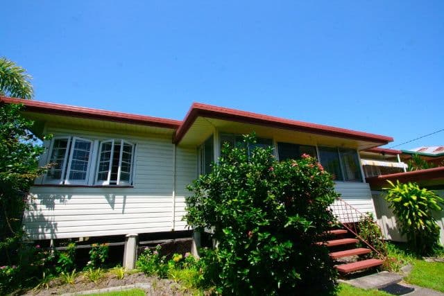 4 Glenloc Street, REDCLIFFE QLD 4020, Redcliffe - Image 1