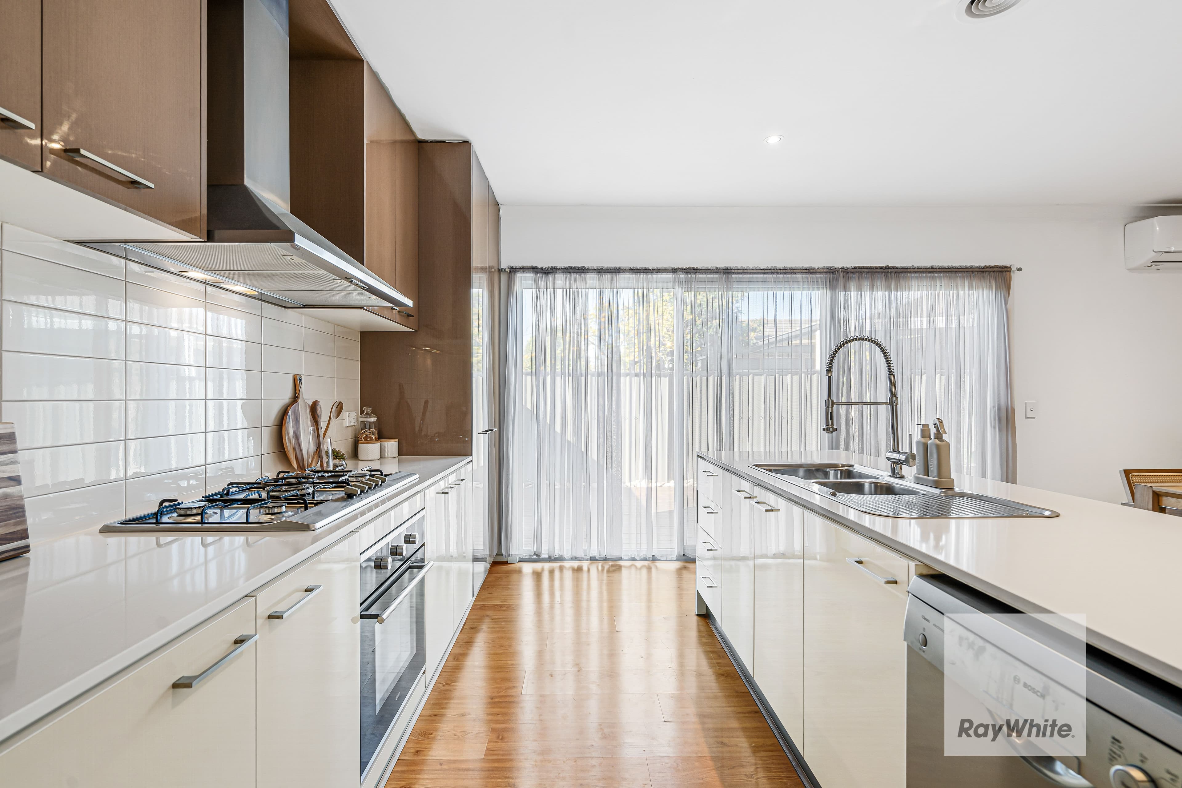 9 Dundas Street, DERRIMUT VIC 3026, Derrimut - Thumbnail 2