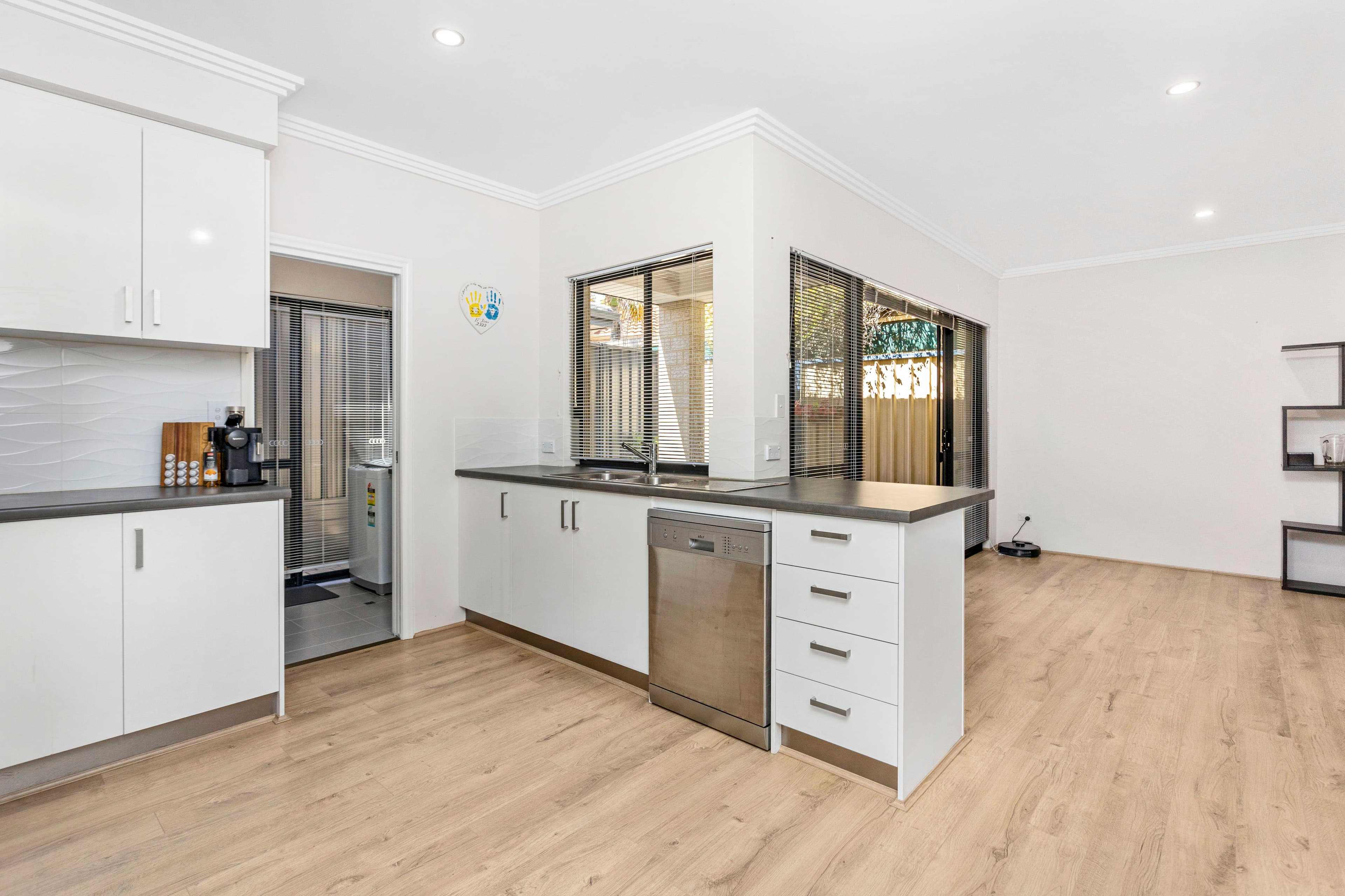 8A Panache Gardens, Joondalup WA 6027, Joondalup - Thumbnail 3
