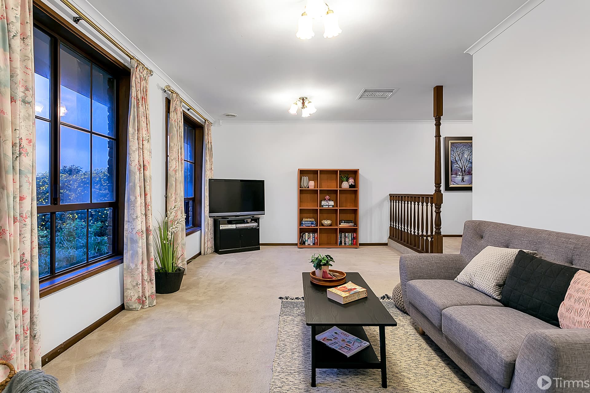 8 St Martins Court, Woodcroft - Thumbnail 4