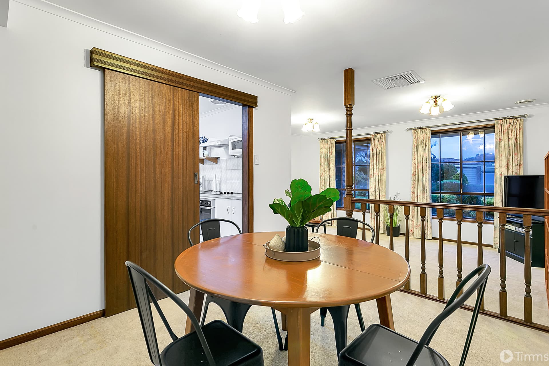 8 St Martins Court, Woodcroft - Thumbnail 5