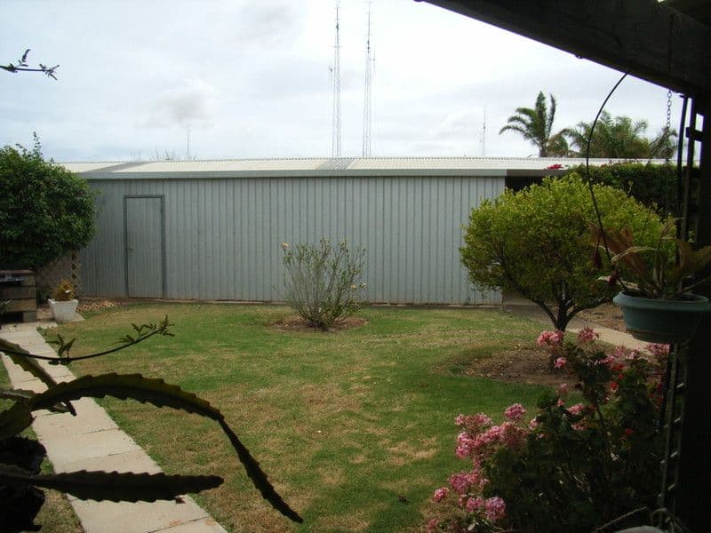 1 Adelaide Street, WALLAROO SA 5556, Wallaroo - Thumbnail 2