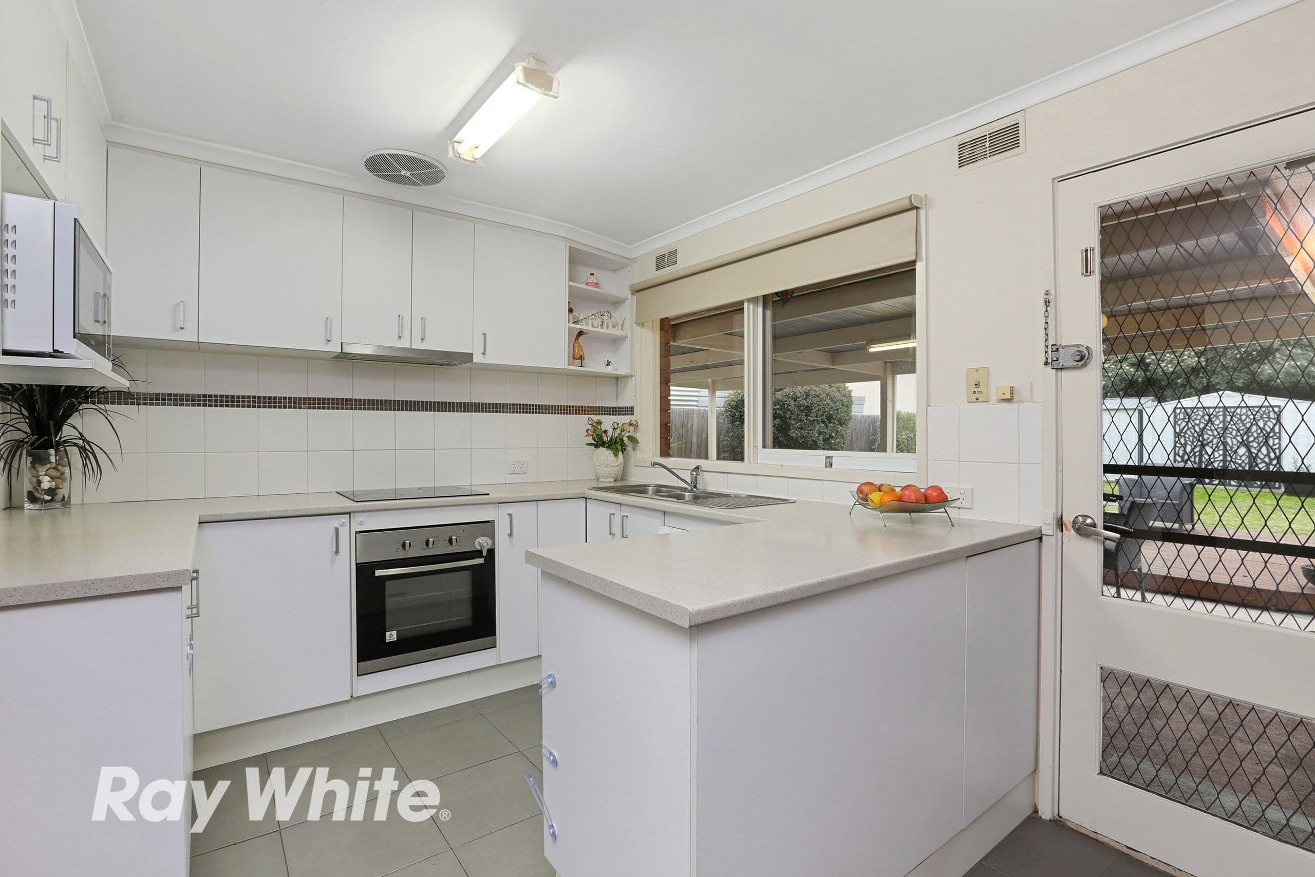77 Patullos Road, Lara VIC 3212, Lara - Thumbnail 3
