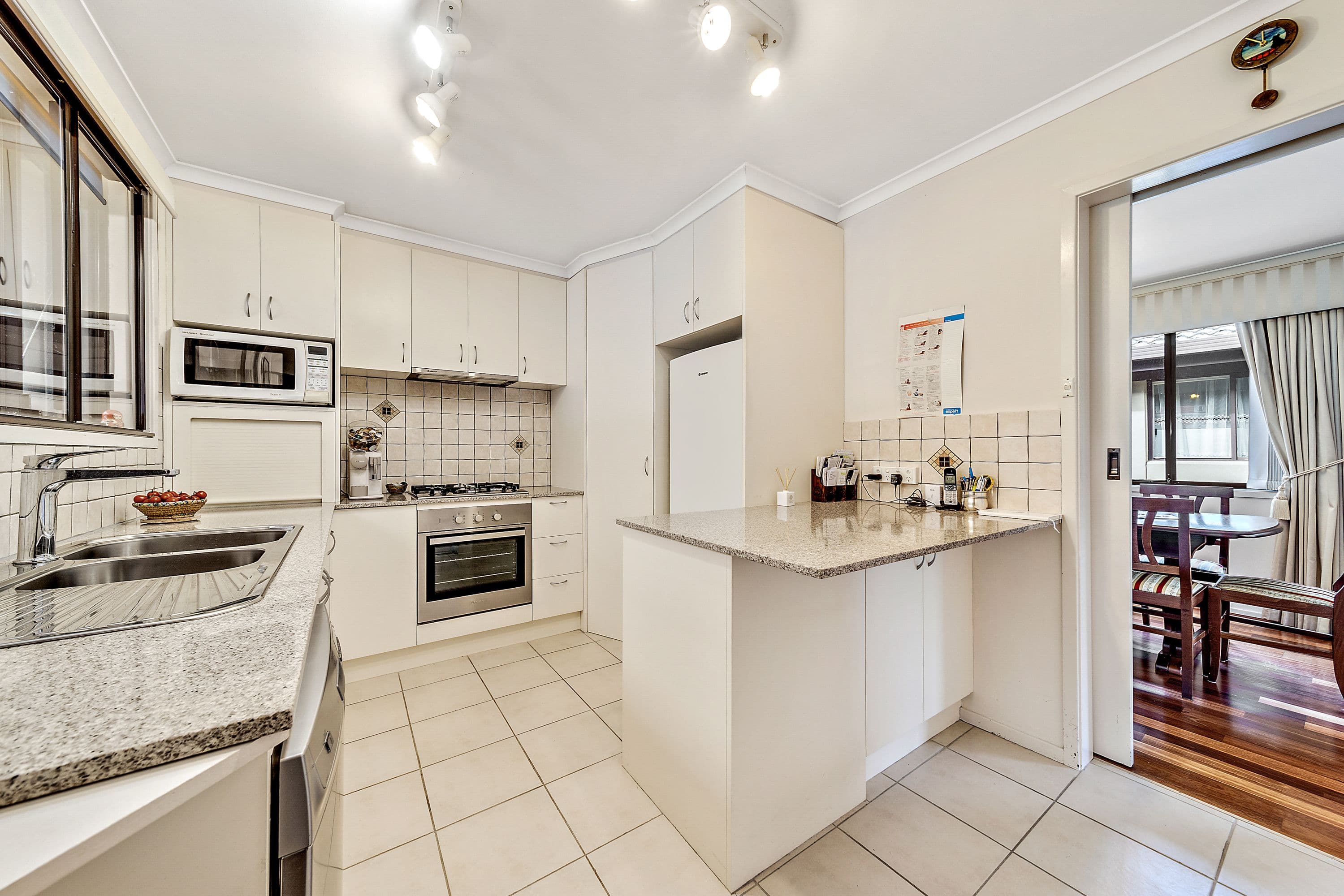 10 Tilden Place, Cook ACT 2614, Cook - Thumbnail 2